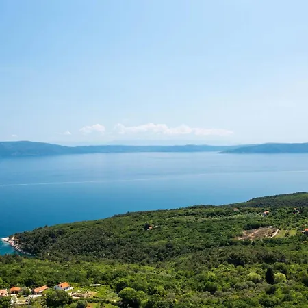 Hébergement de vacances Mediterranean Anatai With Sauna & Tennis Court *