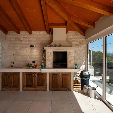 Mediterranean Anatai With Sauna & Tennis Court * Drenje (Istria)