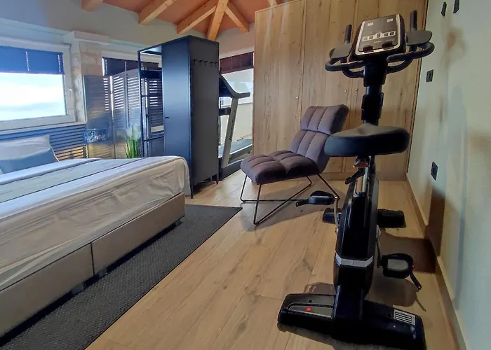 Feriehus Mediterranean Anatai With Sauna & Tennis Court *