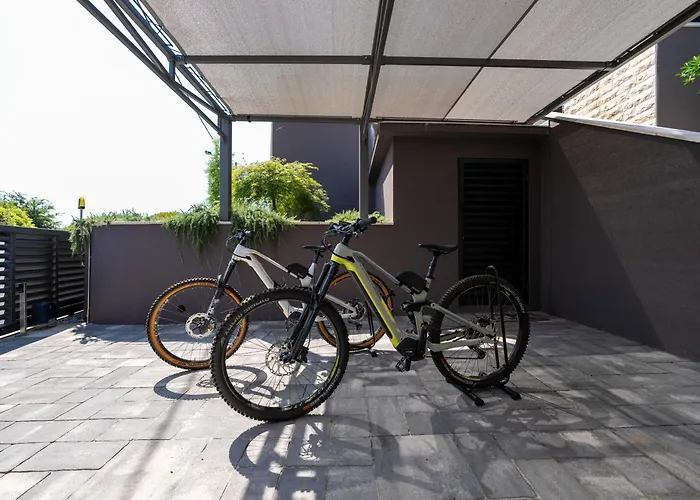 Mediterranean Anatai With Sauna & Tennis Court